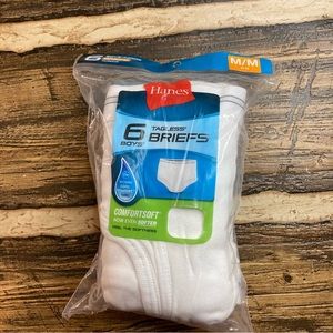 Hanes boys tagless briefs size medium